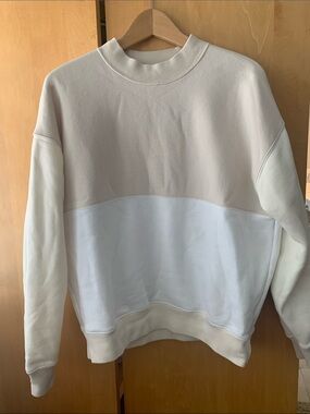 Abercrombie & Fitch Soft A&F essentials Color Block Sweatshirt